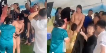 Lột đồ đám cưới